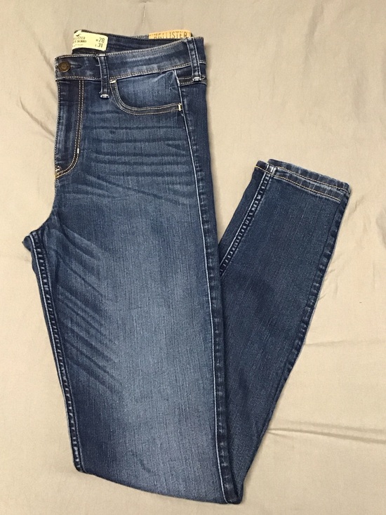 Hollister Denim - Hollister Women's Dark Indigo Skinny Jeans
